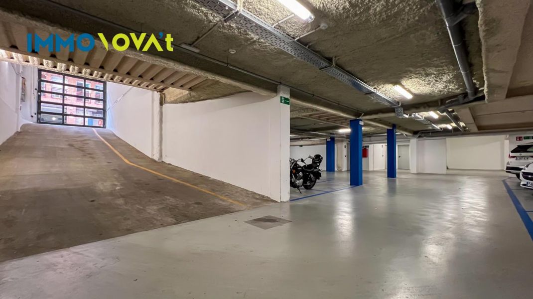 63M2 PARKING SPACE IN THE CENTER OF GIRONA