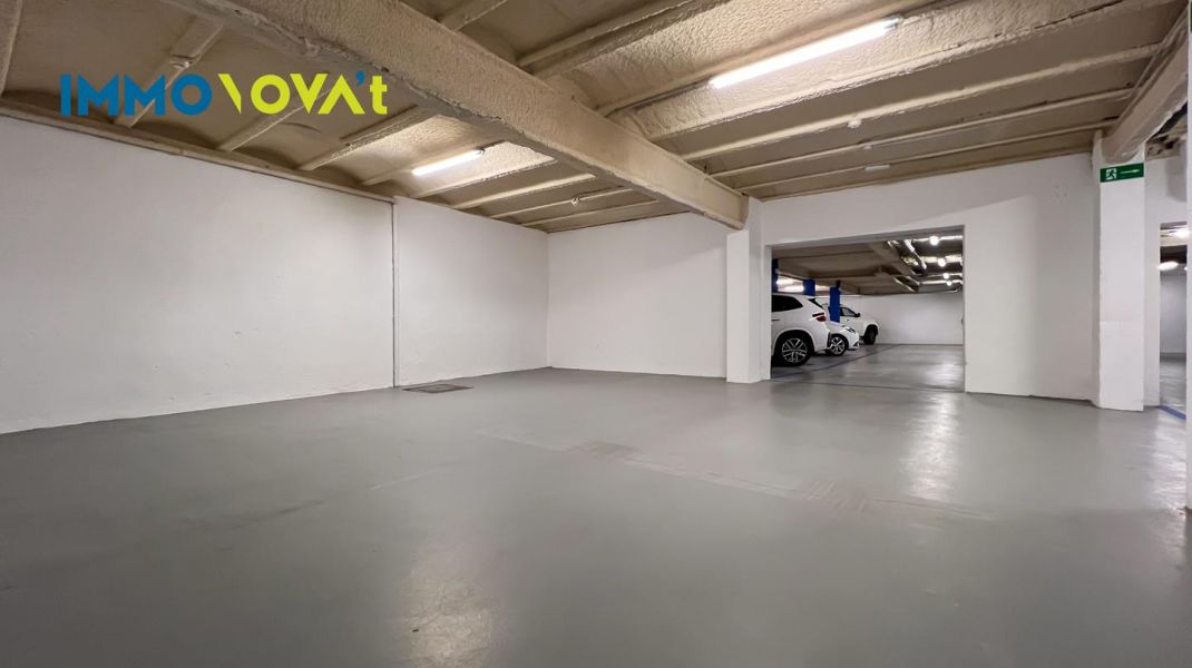 63M2 PARKING SPACE IN THE CENTER OF GIRONA