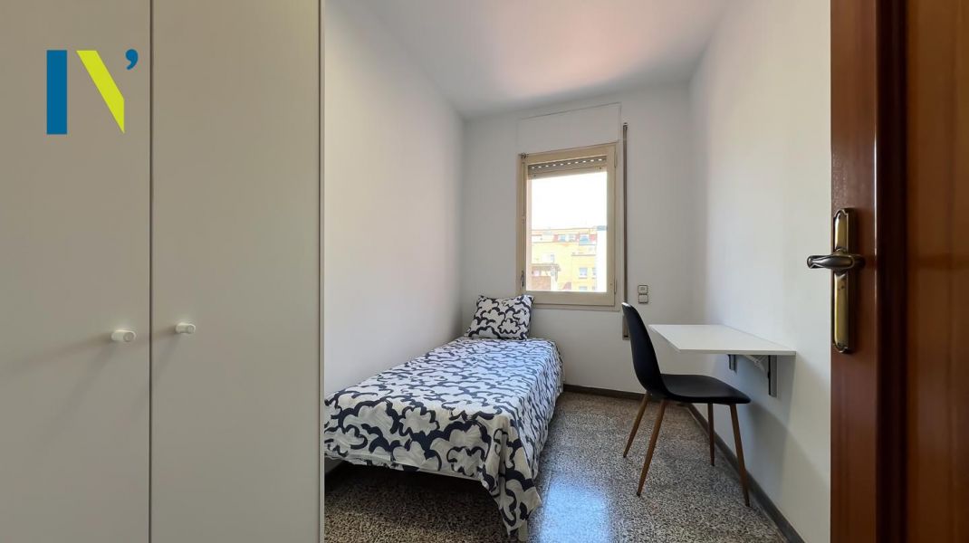 APARTMENT FOR STUDENTS WELL-LOCATED