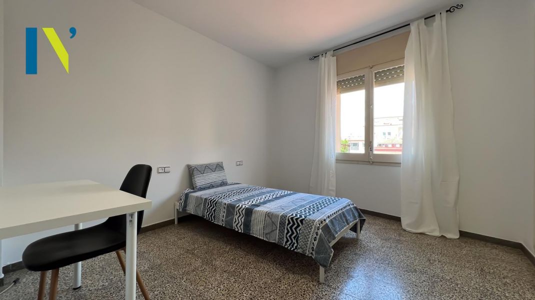 APARTMENT FOR STUDENTS WELL-LOCATED