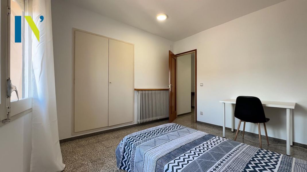 APARTMENT FOR STUDENTS WELL-LOCATED